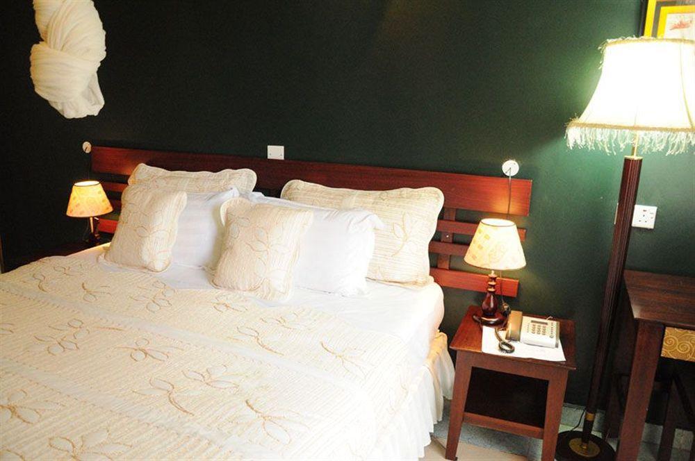 קמפאלה Silver Springs Hotel מראה חיצוני תמונה