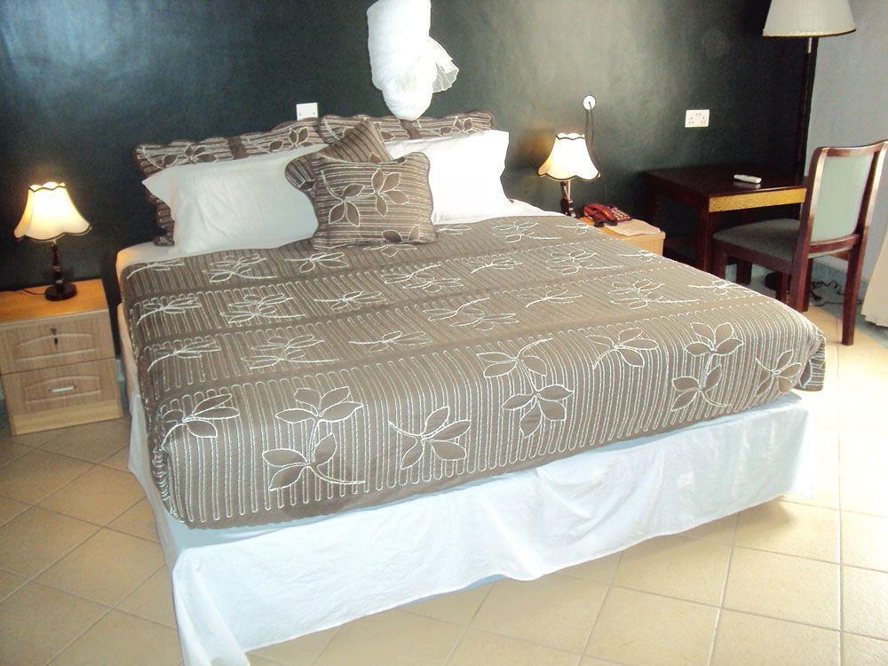 קמפאלה Silver Springs Hotel מראה חיצוני תמונה