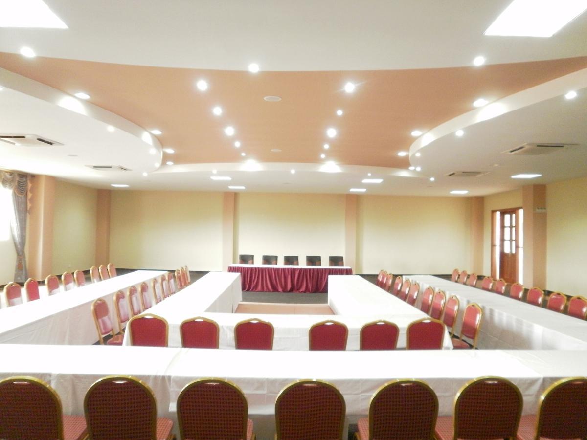 קמפאלה Silver Springs Hotel מראה חיצוני תמונה